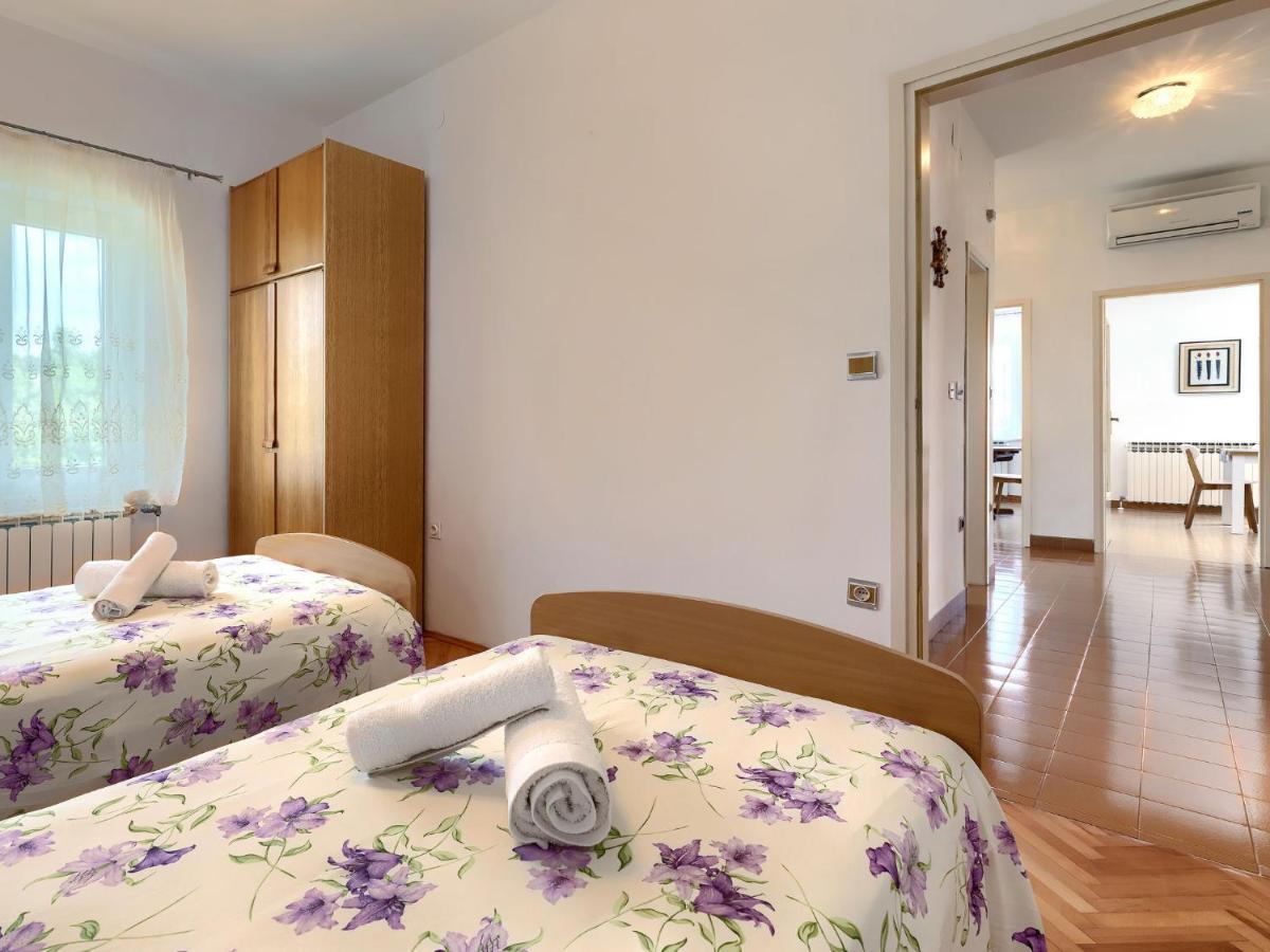 Apartment Macini - Roj465 By Interhome Zminj ภายนอก รูปภาพ